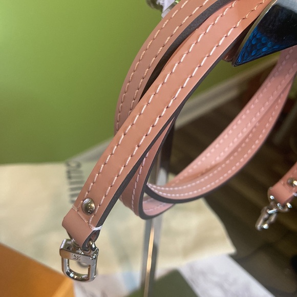 🇫🇷🌸LOUIS VUITTON✨Alma bb in Rose Ballerine Epi✨🌸 - Picture 8 of 11